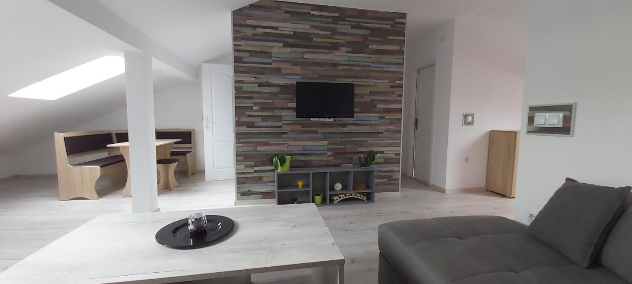 Prnjavor Tina Apartman מראה חיצוני תמונה